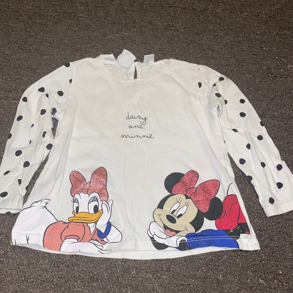 Graphic long sleeve shirt